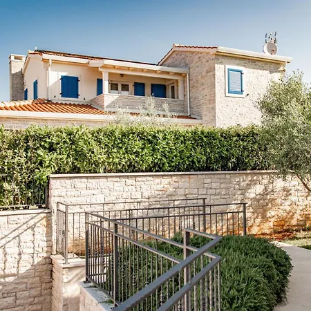 Villa Beautiful Torre I With Whirlpool In Tar Tar-Vabriga