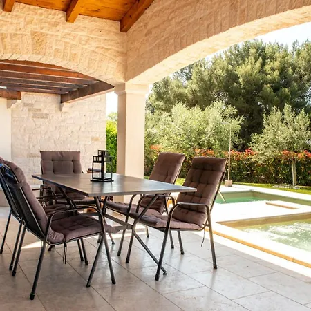 Villa Beautiful Torre I With Whirlpool In Tar Tar-Vabriga