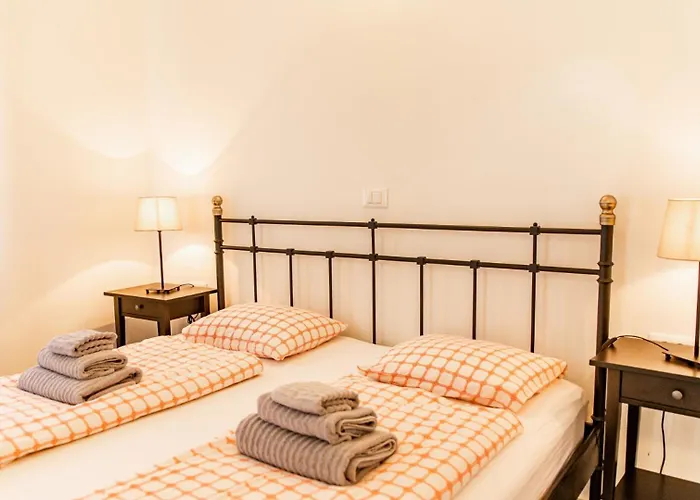 Beautiful Torre I With Whirlpool In Tar Villa