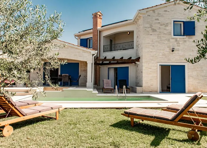 Beautiful Torre I With Whirlpool In Tar Villa