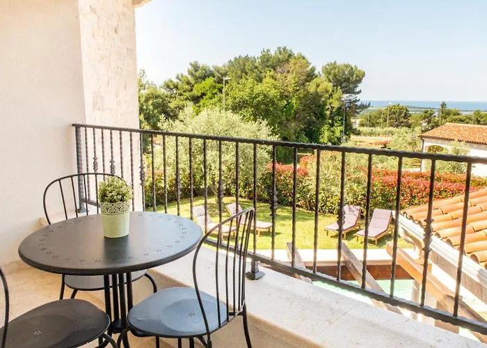 Villa Beautiful Torre I With Whirlpool In Tar Tar-Vabriga